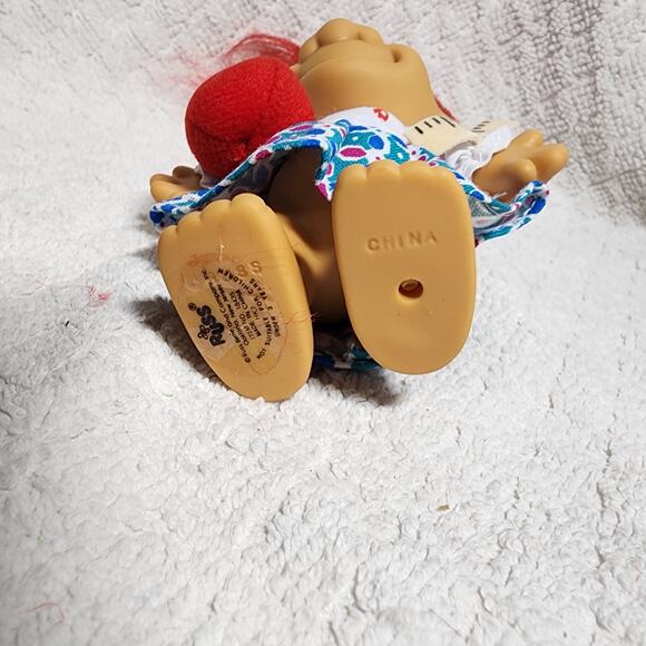 Troll Doll A+ Teacher with RED Hair - Picture 4 of 4